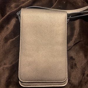 Save the girls cellphone purse